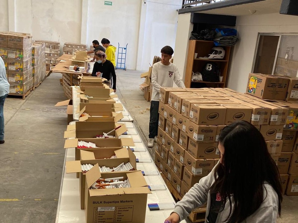 Línea de producción en proceso de maquila